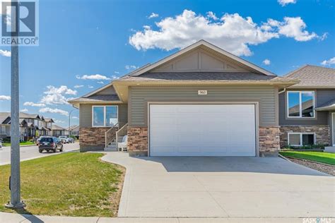 Martensville, SK Real Estate .